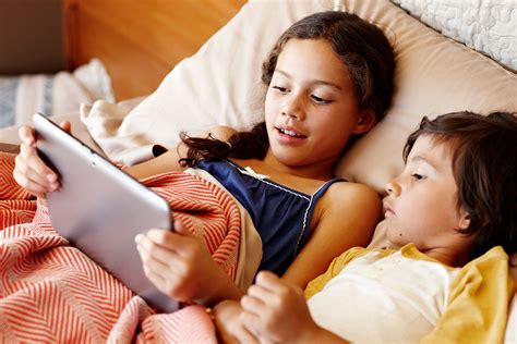 How Much Screen Time Is Safe For Kids Digital Trends