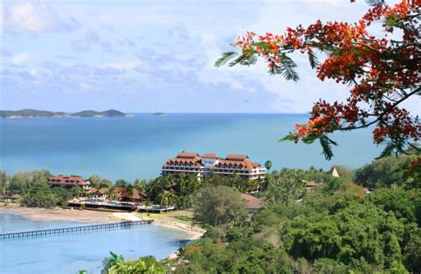 Rayong Resort Hotel Beach And Convention Center Banphe Resort