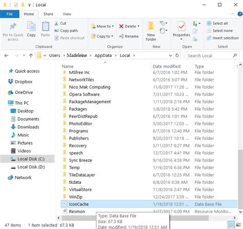But the solutions are very simple and. Windows 10 has no desktop icons: How can I restore them?