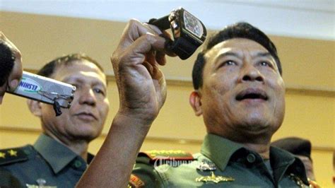 Nama moeldoko memang masuk menjadi salah satu yang dicalonkan sebagai ketua umum dalam klb versi mantan kader demokrat yang telah dipecat itu. Isu Kudeta Partai Demokrat, Moeldoko Balas Tudingan SBY:Jangan Menekan Saya! - Bangka Pos
