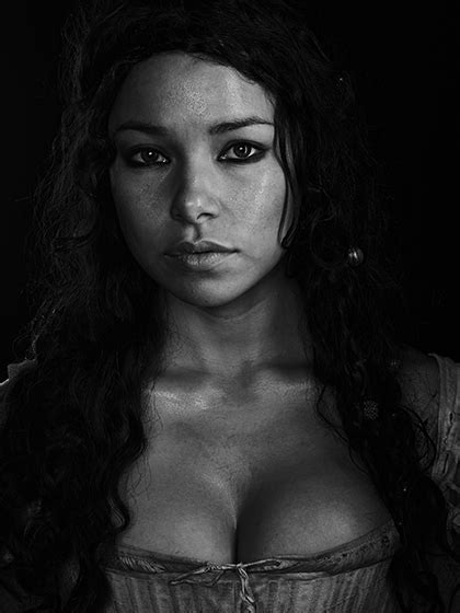 Black Sails Star Jessica Parker Kennedy On Max Her Rocky