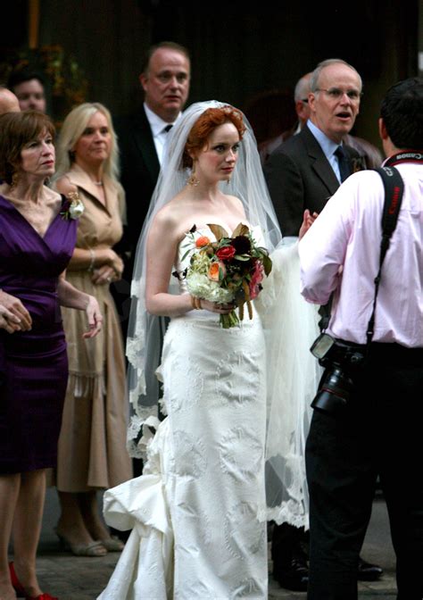 Mad Mens Christina Hendricks Ties The Knot With Geoffrey Arend Celebrity Wedding Dresses