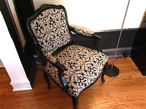 How to Re-cover an Upholstered Chair | HGTV
