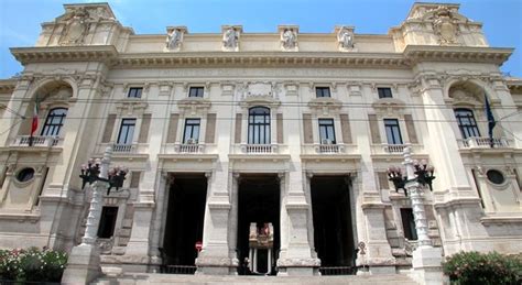 Arendz55161: Ministero Istruzione Roma / Roma Docenti In Sciopero Caos