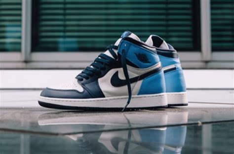 Click here for release details and official images. Air Jordan 1 Retro High OG Obsidian University Blue Also ...