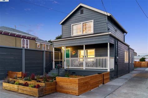 Alameda, CA Real Estate  Alameda Homes for Sale  realtor.com®
