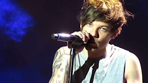 Louis Tomlinson Staring Into Your Soul For 1 Minute Straight Youtube
