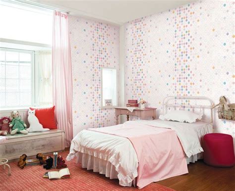 Painting the walls isn't good enough to create such a place. Cute & Quirky Wallpaper for Kids