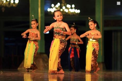 Nama Tarian Tradisional Daerah Indonesia Beserta Gambar Dan Asalnya