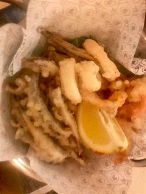 lucky fish lounge