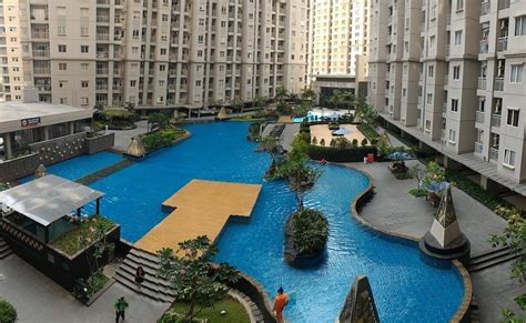 Apartemen pakubuwono residence yang berada di area kebayoran baru juga menyediakan kolam renang di dalam dan luar ruangan untuk penghuninya. Apartemen Royal Mediterania Garden Residence - Fasilitas ...