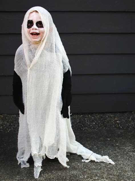 Diy Simple Halloween Crafts And Costumes Ghost Halloween Costume