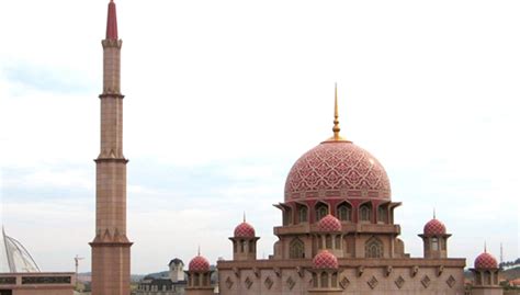 Maybe you would like to learn more about one of these? Malaysian mosques of remarkable architecture | Free ...