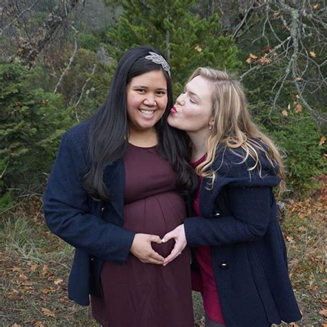 Pin On Lesbian Maternity Photos