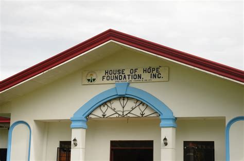 New hope inn features storage for belongings, a safe deposit box and an elevator along with rooms with an electric kettle and a dishwasher. noel autor: The House of Hope Foundation Incorporated of ...