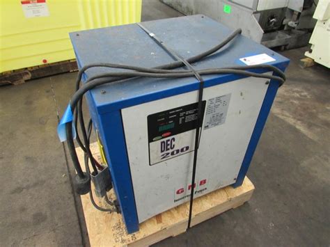 Machines Used Gnb 18 Cell 36 Volt Battery Charger