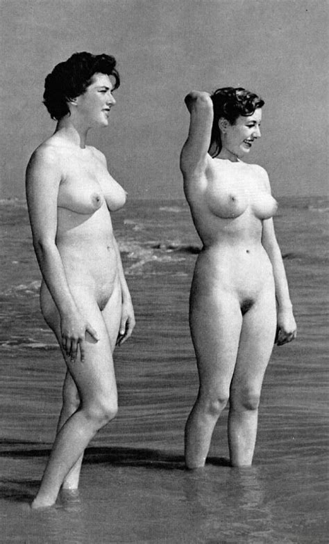 Vintage Full Nude Women