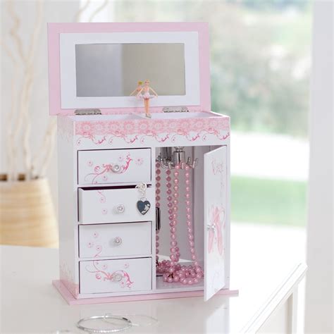 This Girls Musical Jewelry Organizer Will Help Your Little Princess