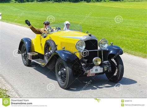 Old timer car editorial stock photo. Image of motorshow - 32586113