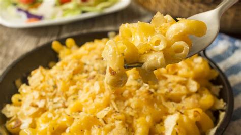 Instant pot mac and cheese cozy and cheesy: What Goes with Mac and Cheese: 15 Delish Sides - Jane's Kitchen Miracles