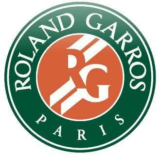 For optimal comfort, it comes with shoulder straps so you can easily carry it everywhere with you. tenis padre claret: roland garros 2009
