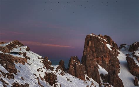 Download Wallpaper 3840x2400 Mountains Peaks Snowy Birds 4k Ultra Hd
