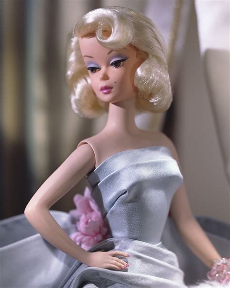 Nostalgie Des Années 60 Avec Barbie Rétro Chic