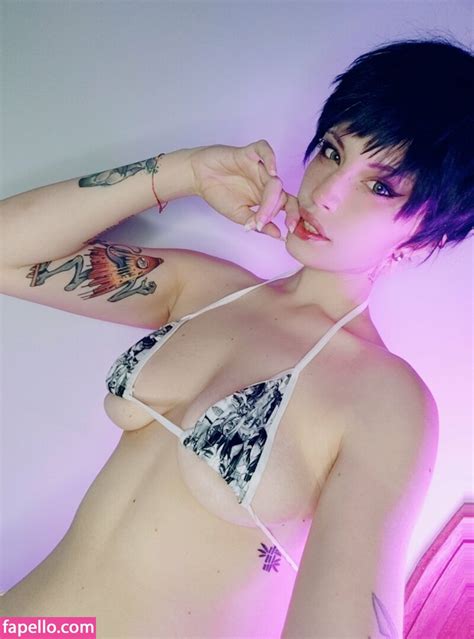 Suzuko Elric Superbiaelric Suzukoelric Nude Leaked OnlyFans Photo