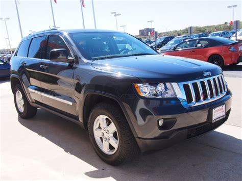 2013 Maximum Steel Metallic Clear Coat Jeep Grand Cherokee Suvs