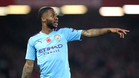 Manchester city star raheem sterling recently realised that he inherited his bizarre running style from his mum. Football news - Raheem Sterling 'refusing to sign new ...