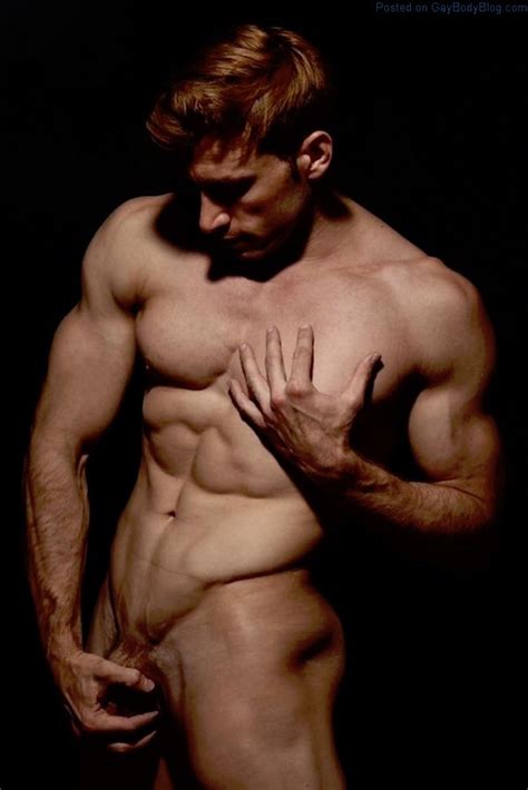 The Amazing Bulging Muscle Bod Of Davide Zongoli Nude Male Models