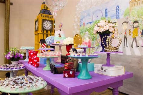 A Mãe De Paula Vai Fazer Uma Festa De Aniversário