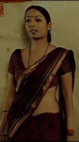 Indian Aunty Gif Indian Aunty Discover Share Gifs