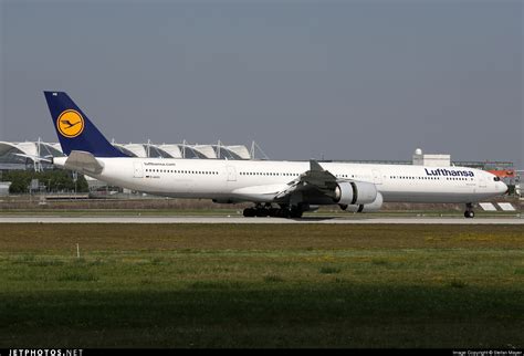 D Aihs Airbus A340 642 Lufthansa Stefan Mayer Jetphotos