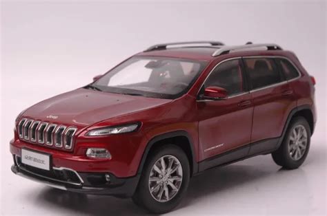 118 Diecast Model For Jeep Cherokee 2016 Red Suv Alloy Toy Car