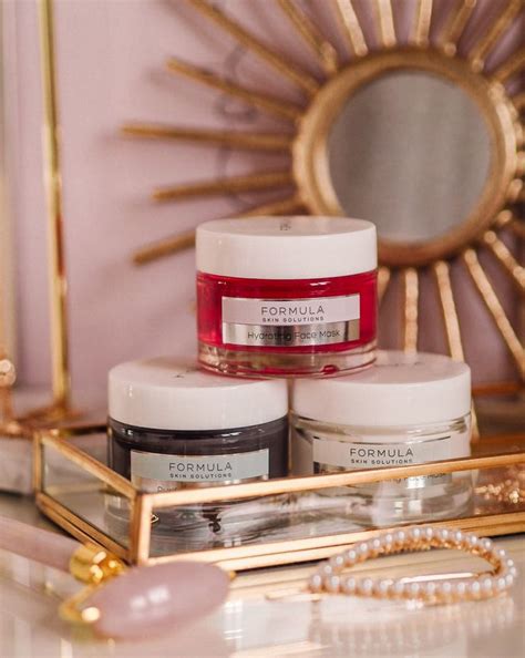 Suria klcc, 1 utama, the gardens mall, sunway pyramid, paradigm mall, sunway velocity, gurney plaza, komtar jbcc. Marks and Spencer Formula Skin Solutions Masks Reviewed ...