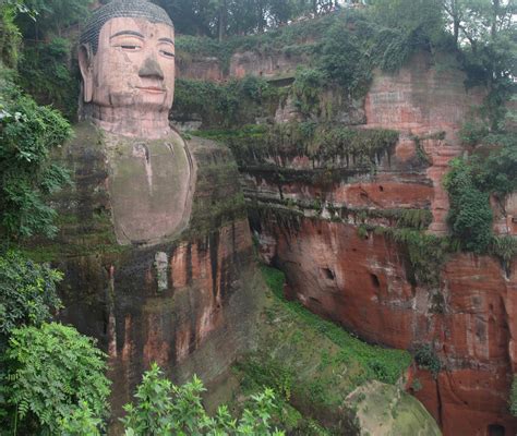Leshan Giant Buddha Statue In Sichuan Thousand Wonders