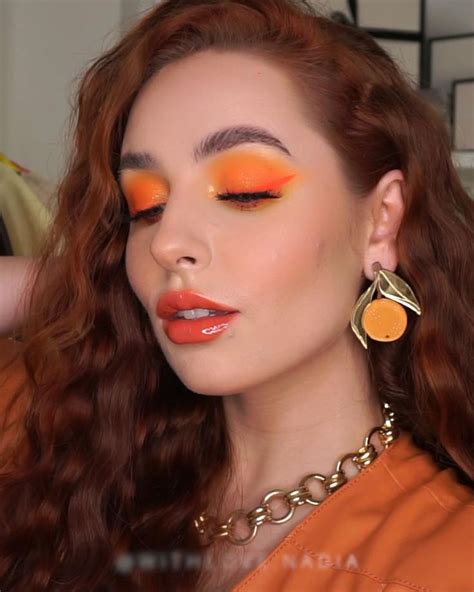 Orange Makeup Tutorial Video In 2020 Makeup Tutorial Orange Makeup