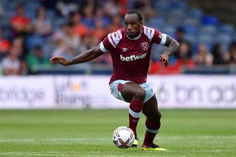 Wolves Keen On Signing West Ham Striker Michail Antonio In January Football Today