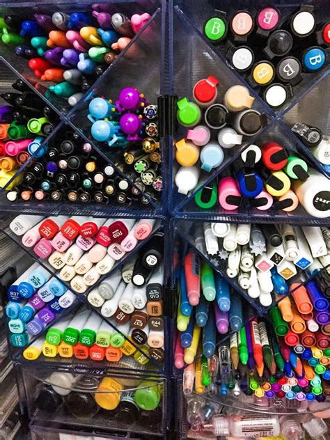 Do More With Less: Storage ideas: How I store my art supplies