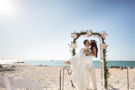 Featured on tlc's a wedding story and voted one of the top five things to do in key west. An Amazing Beach Wedding in Key West You Have to See ...