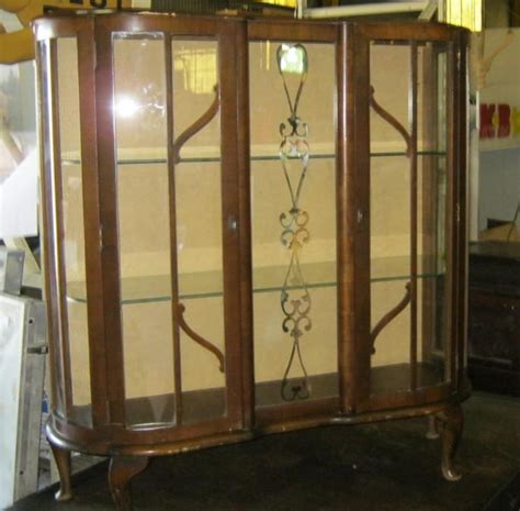 Martha corner cabinet, cherry finish. Vintage Curio Cabinet Has 2 glass Shelves & 2 glass doors ...
