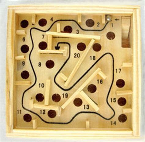 12x12cm 20 Stage Wooden Maze Handheld Puzzel Ball Wood Maze Game For