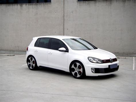The volkswagen golf mk6 (or vw typ 5k or mk vi) is a compact car, the sixth generation of the volkswagen golf and the successor to the volkswagen golf mk5. Unpainted GTI Style High PP Material MK6 GTI Car BodyKits ...