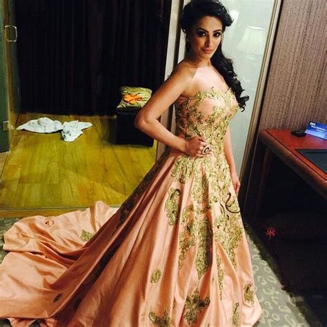 anita hassanandani strapless dress formal fashion indian model