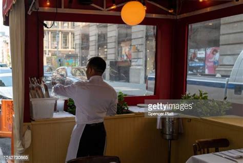 Waiter New York Photos And Premium High Res Pictures Getty Images