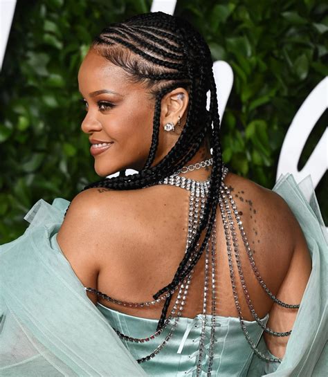 Rihanna's new black hair was on display this morning at a battleship photocall in japan. Rihanna's Gorgeous Fulani Braids in 2020 | Hair styles ...