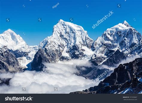Snowy Mountains Himalayas Stock Photo 737395867 Shutterstock