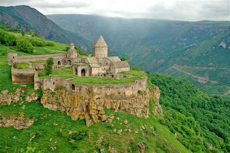 Armenien wurde auf unserer reise mit dem campervan von deutschland nach zentralasien zum absoluten überraschungsland! Armenien - Wandern & Kultur