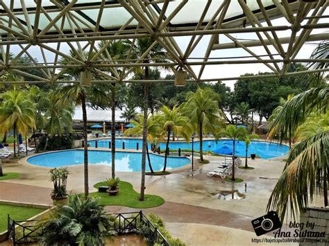 This kuantan resort is on the beach, 0.9 mi (1.4 km) from natural batik factory, and within 9 mi (15 km) of taman teruntum mini zoo and teluk cempedak beach. Tempat Menarik di Pahang : Hotel Review - Swiss Garden ...